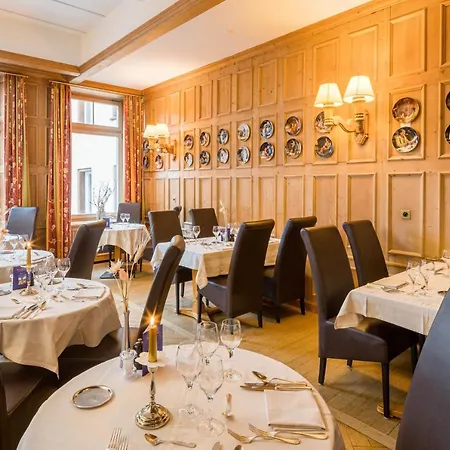 Hotel Engadinerhof 2*