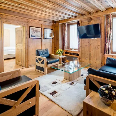 Engadinerhof Hotel