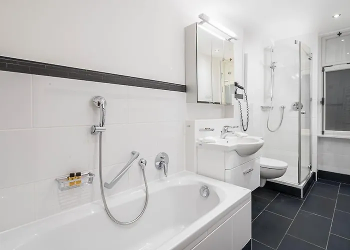 Boutique Engadinerhof - A For Generations Otel Pontresina