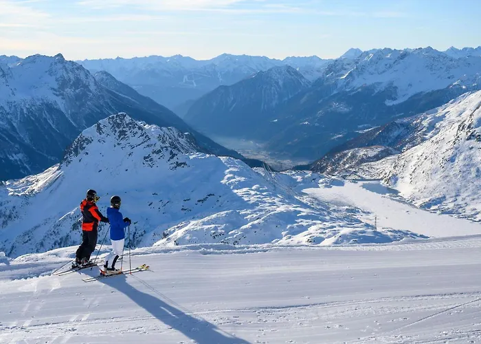 Boutique Engadinerhof - A For Generations Otel