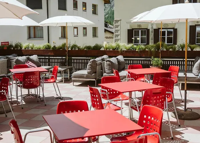 Otel Boutique Engadinerhof - A For Generations Pontresina