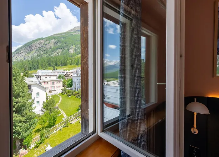 Boutique Engadinerhof - A For Generations Hotel 2*