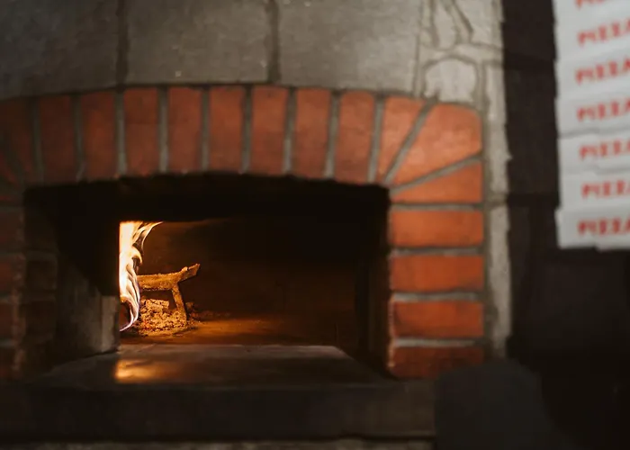 Boutique Engadinerhof - A For Generations Ξενοδοχείο Pontresina