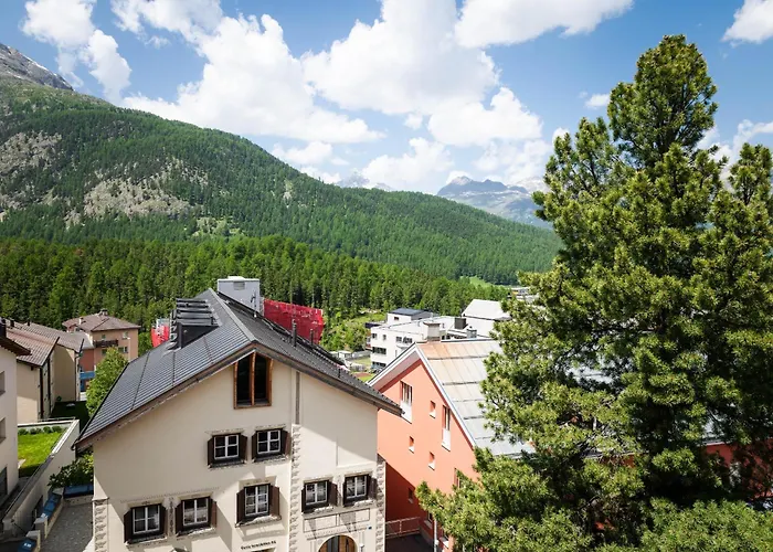 Boutique Engadinerhof - A For Generations Otel 2*