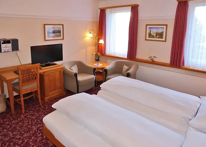 Boutique Engadinerhof - A For Generations Otel