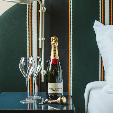 Boutique Engadinerhof - A For Generations Hotel 2*