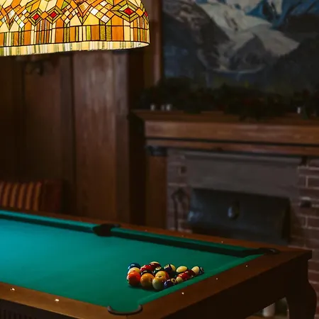 Boutique Engadinerhof - A For Generations 2* Pontresina