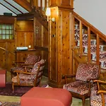 Hotel Boutique Engadinerhof - A For Generations 2*