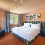 Boutique Engadinerhof - A For Generations Hotel 2*