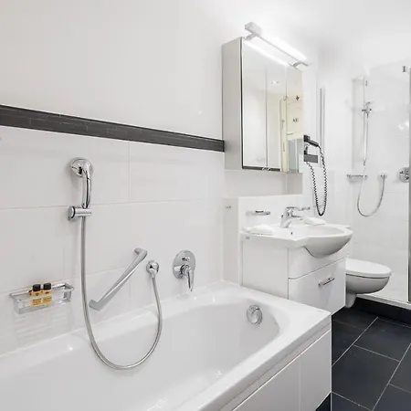 Boutique Engadinerhof - A For Generations Hotell Pontresina