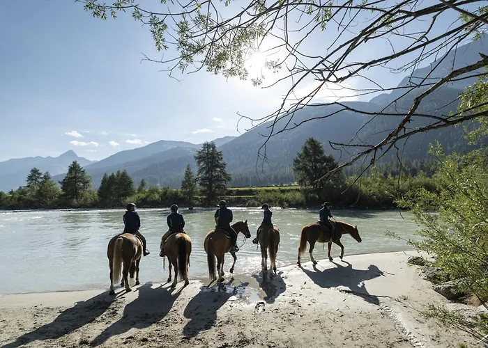 Boutique Engadinerhof - A For Generations 2* Pontresina